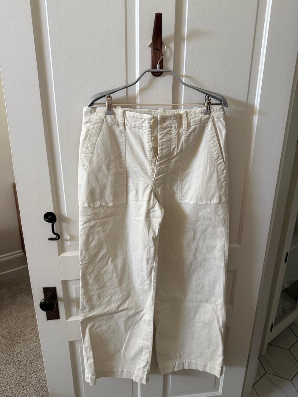 Nili Lotan Cream Wide-Leg Button-Front Chinos